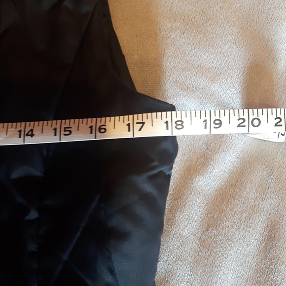 Ricki's Black Down Vest with Pockets Size XS - Picture 5 of 7